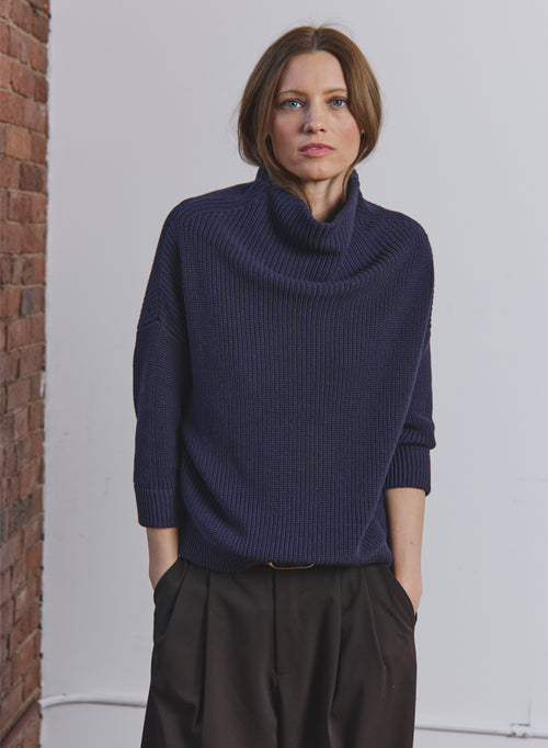 Funnel Neck Swtr
