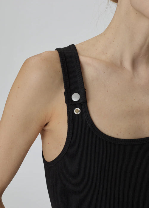 Snap Tank