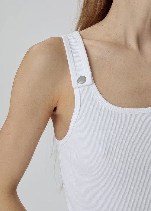 Snap Tank