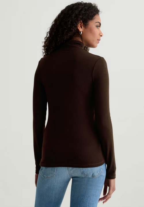 Chels Turtleneck
