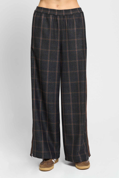 Lyla Pant