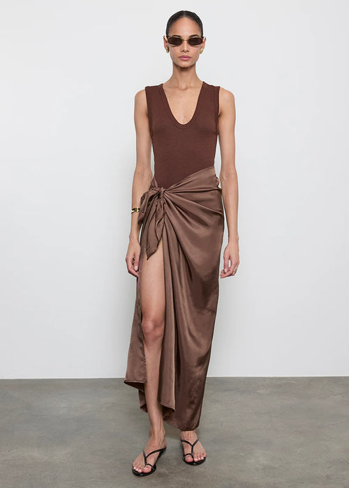 Rib Sleeveless U Top