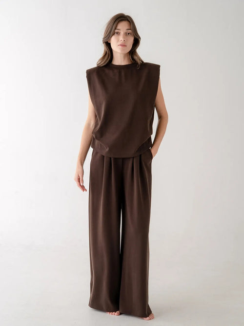 Strong Shoulder Tank